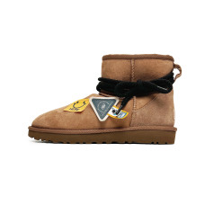 UGG CLASSIC MINI