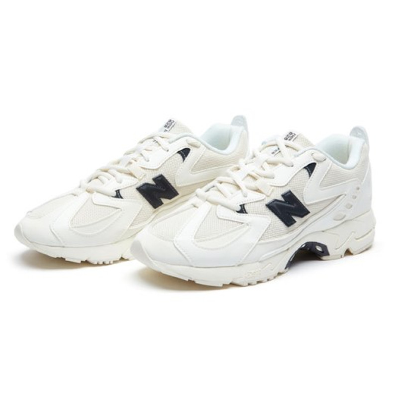 New Balance NB 828 D