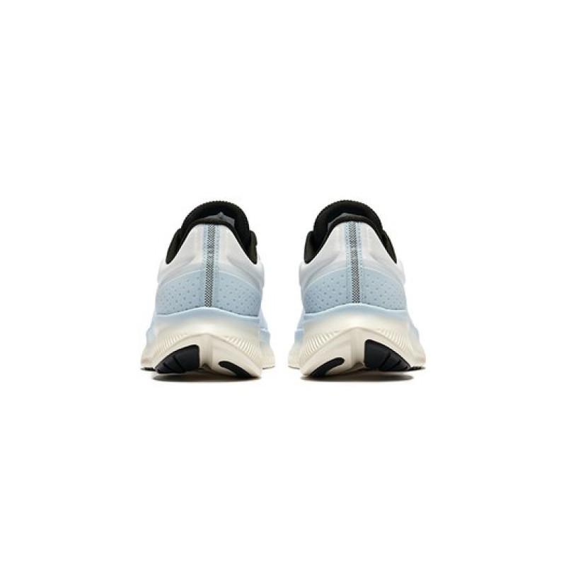 Saucony Vessel