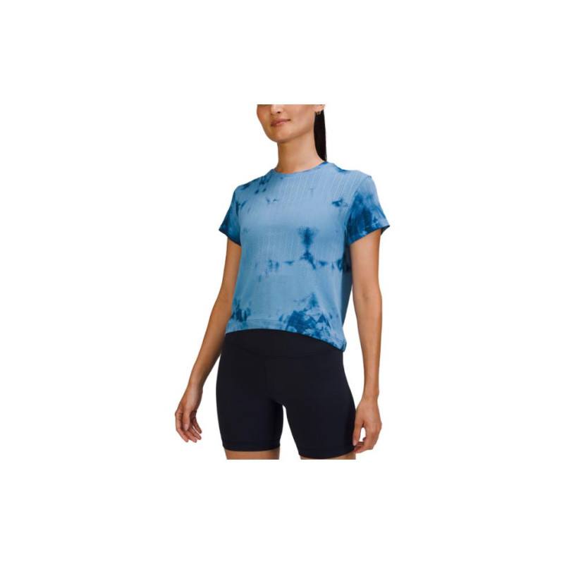 lululemon Train to Be T