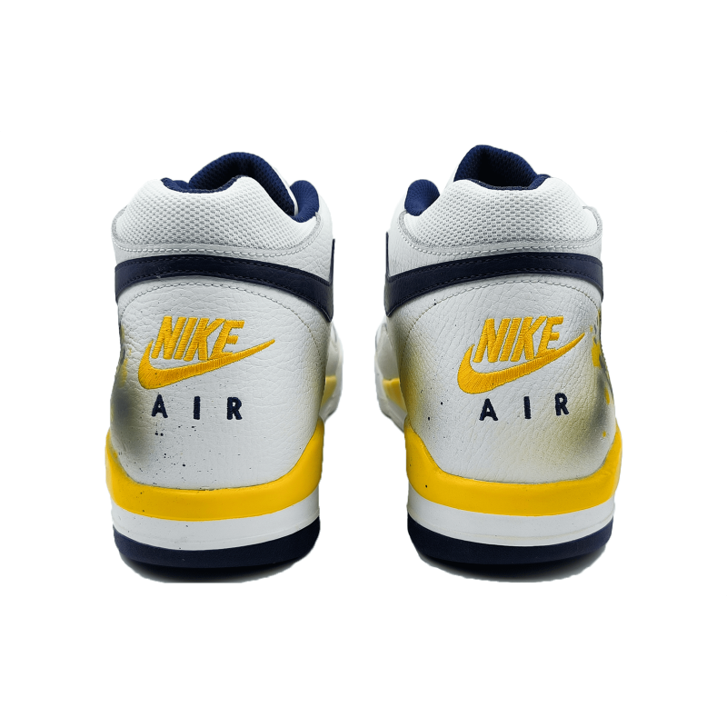 Nike Flight Legacy