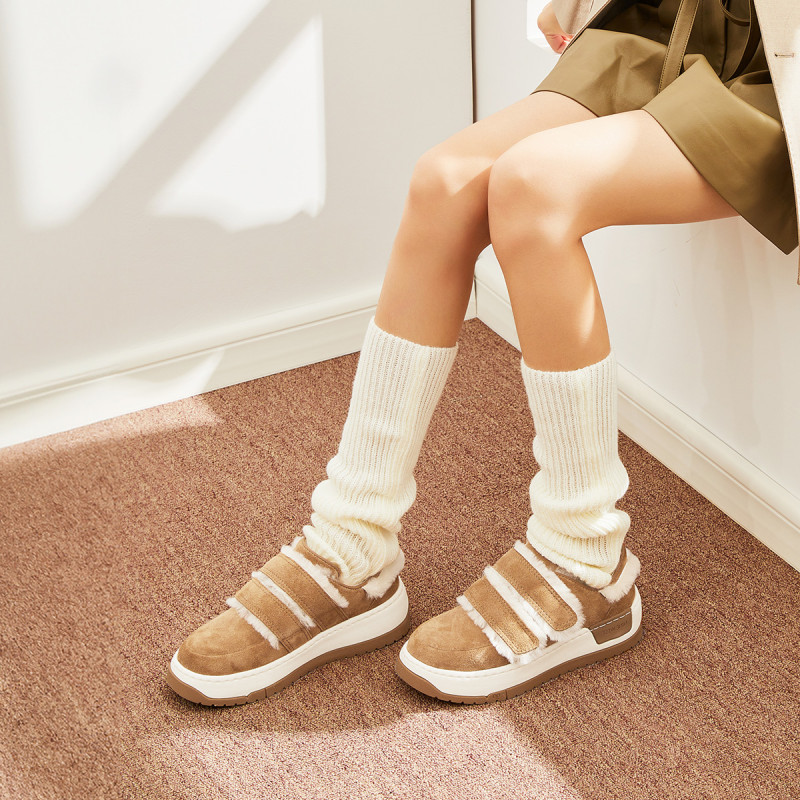 NINE WEST