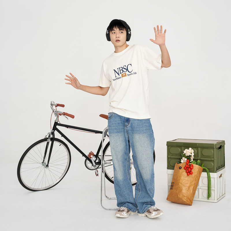 New Balance logoT