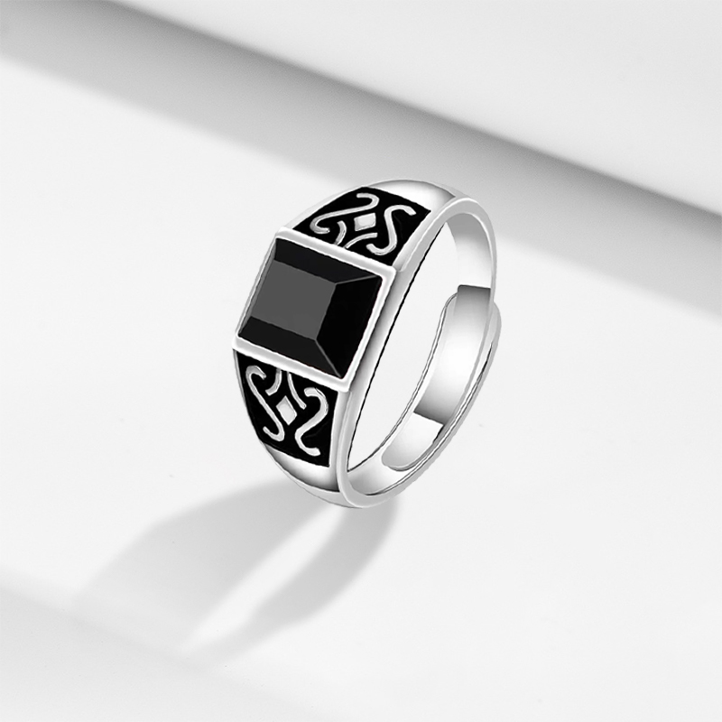 RINGLOVE ins