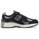 New Balance 2002R 