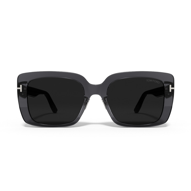 TOM FORD