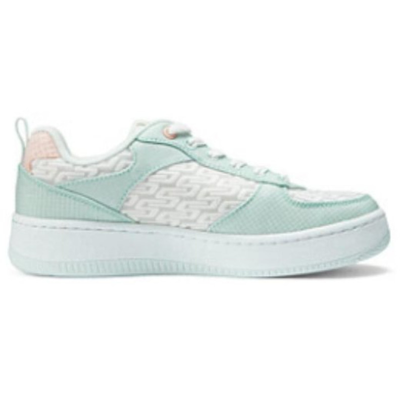 Skechers