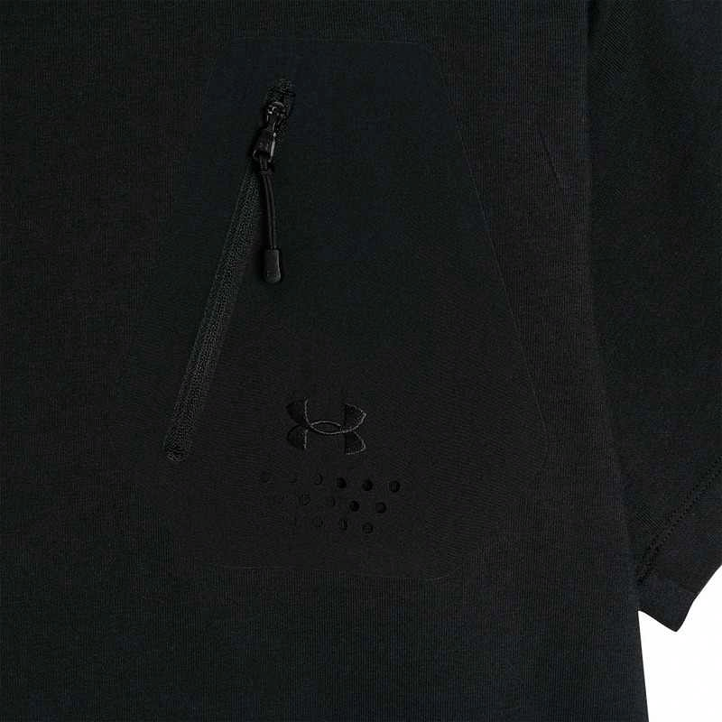 Under Armour T