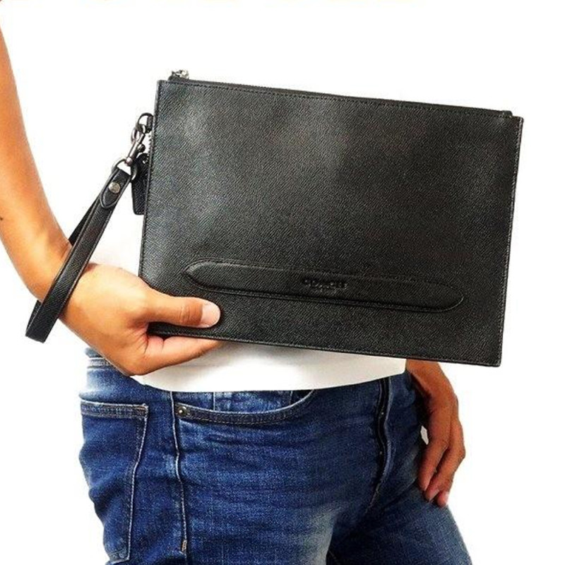 COACH Pouch 30