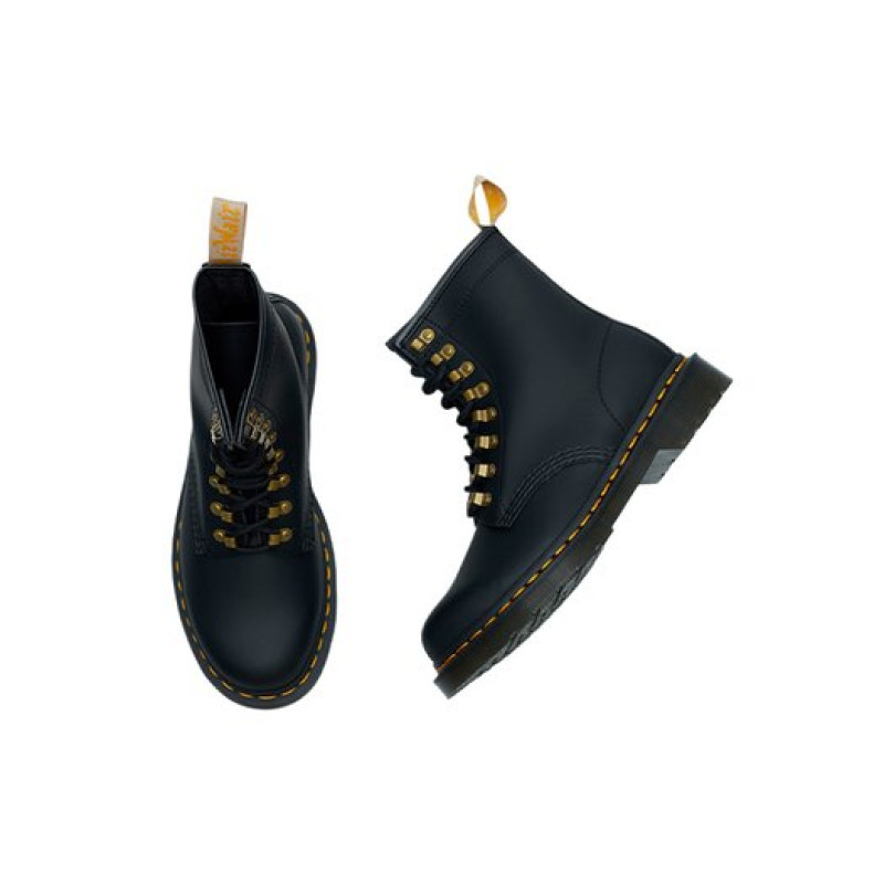 Dr.Martens