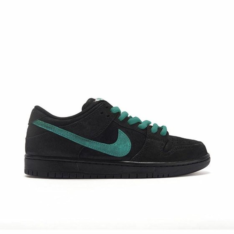 Nike Dunk SB Tiffany