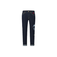 Lee SS22