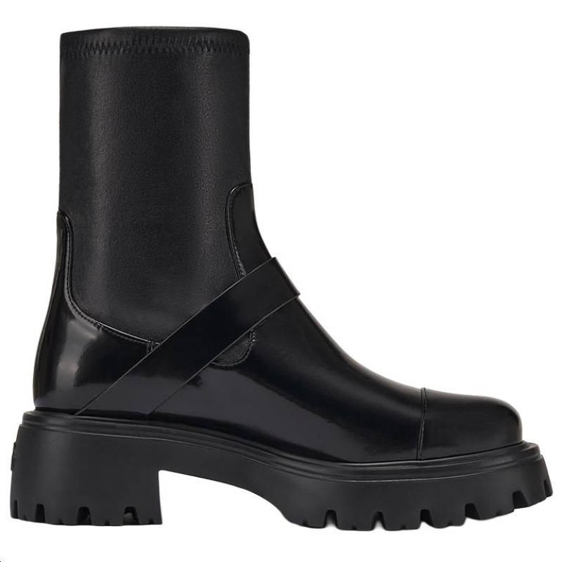 stuart weitzmanSW Emerson Buckle Stretch 5cm