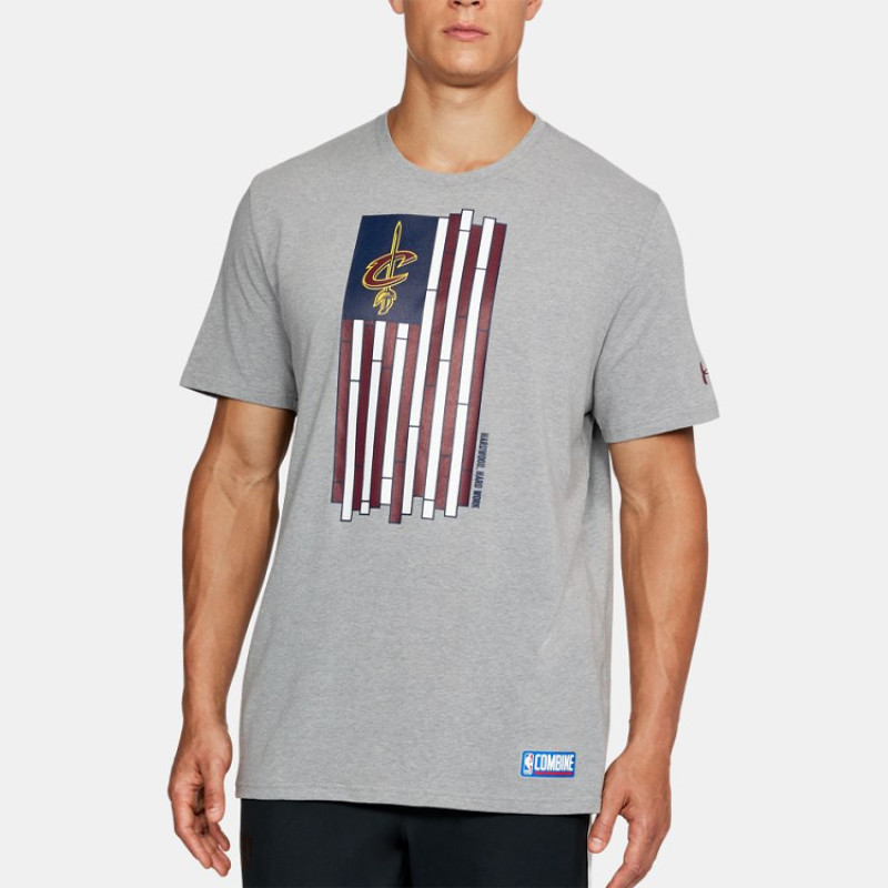 Under Armour T