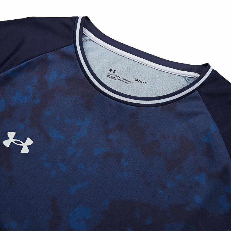 Under Armour T