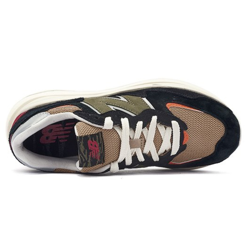 New Balance 5740
