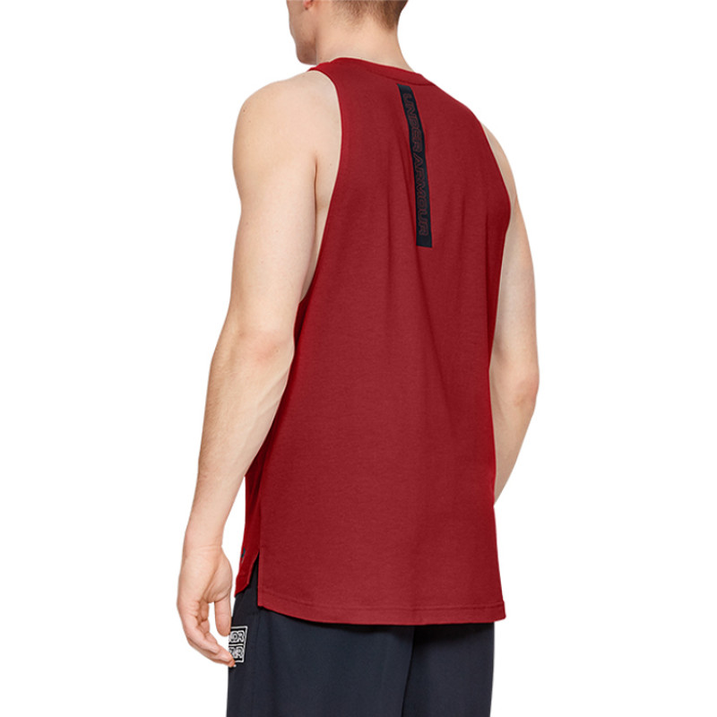 Under Armour Baseline
