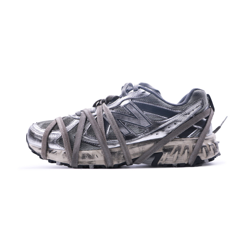 New Balance NB 410 v5 Y2K vibe