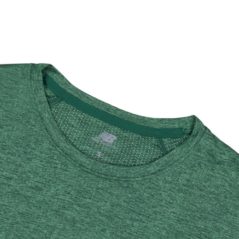 New Balance logo T