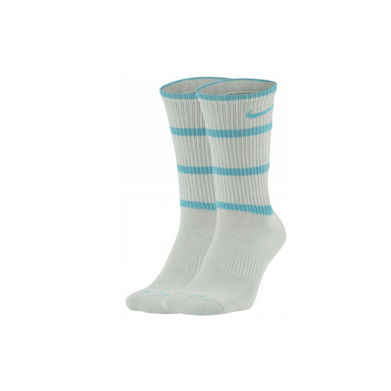 Nike Everyday Plus Cushioned logo 2