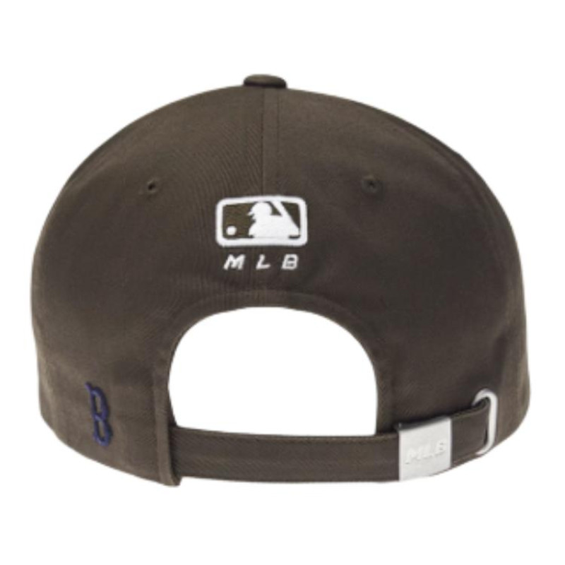 MLB -