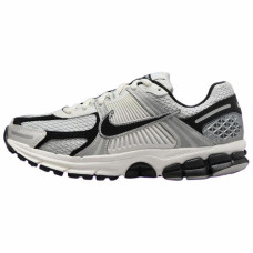 Nike Air Zoom Vomero 5
