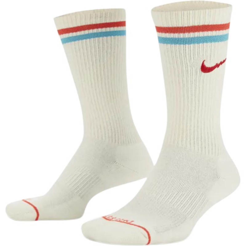 Nike Everyday Plus Logo 2