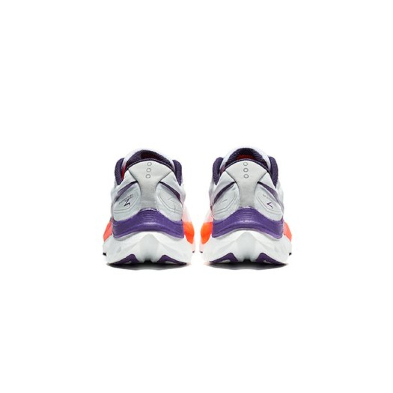 Saucony Endorphin Speed 4