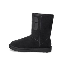 UGG CLASSIC SHORT Rubber Logo
