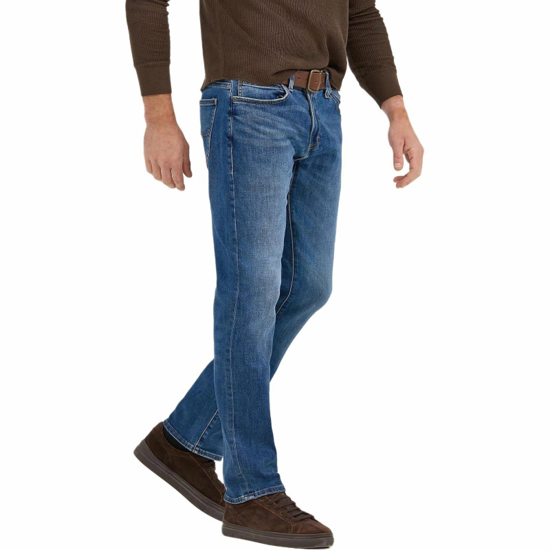 Lee
