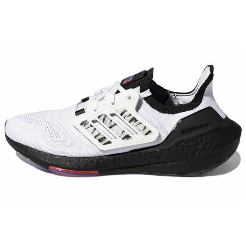 adidas Ultraboost 22