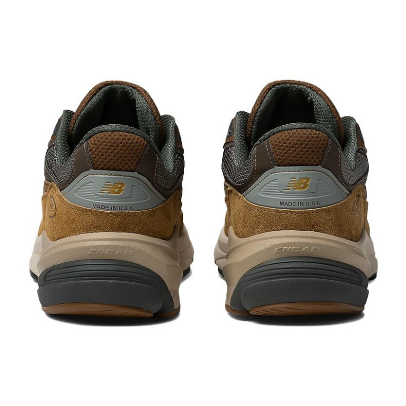 Carhartt WIP x New Balance NB 990 V6