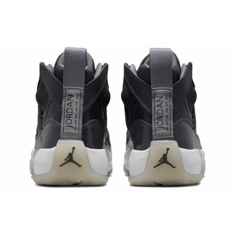 Jordan Jumpman Two Trey