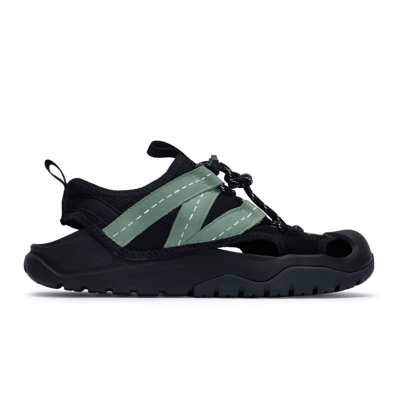 New Balance 4205 811