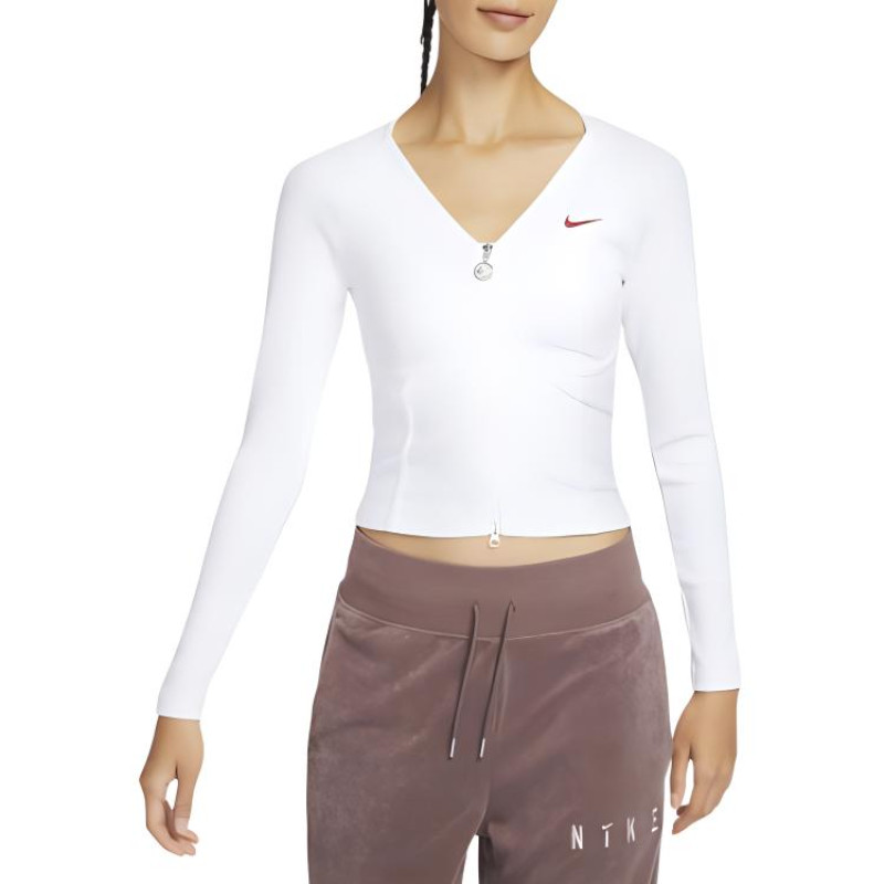 Nike SS24 logoV T