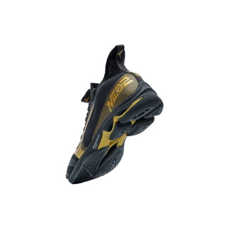 Mizuno Wave Lightning Neo
