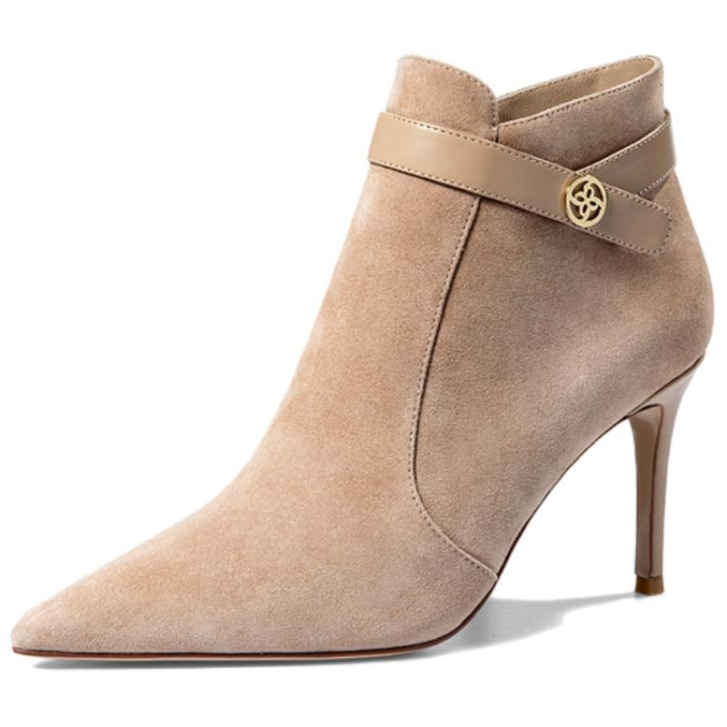 NINE WEST