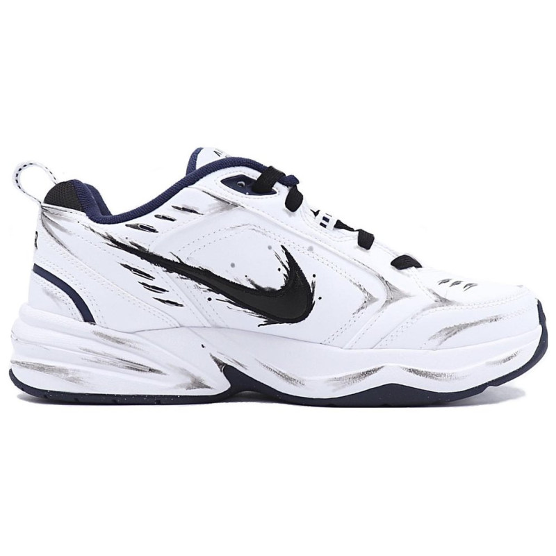 Nike Air Monarch 4