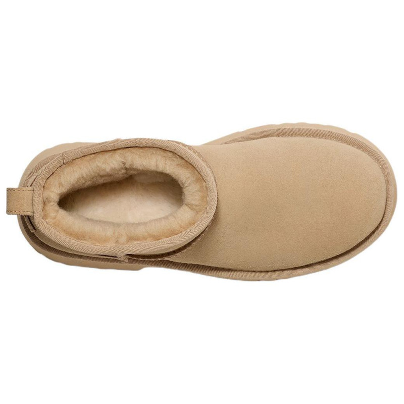 UGG