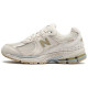 New Balance NB 2002R