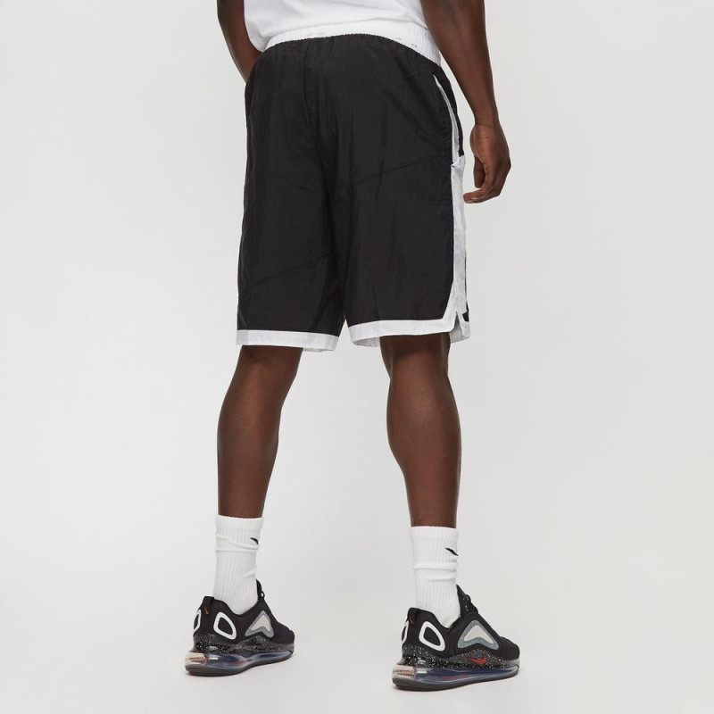 Nike logo
