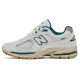 New Balance NB 2002R