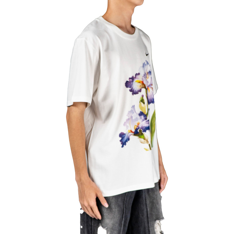 Nike T