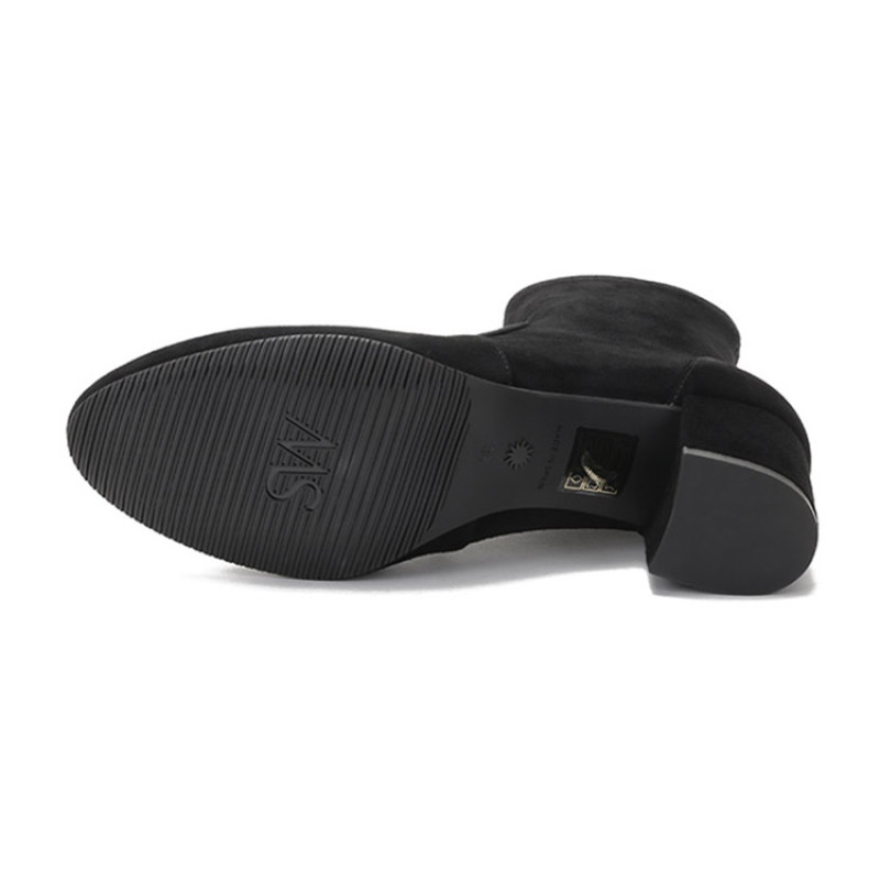 stuart weitzmanSW