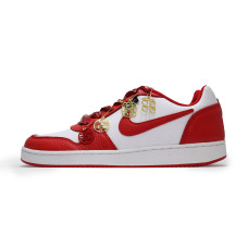 Nike EBERNON