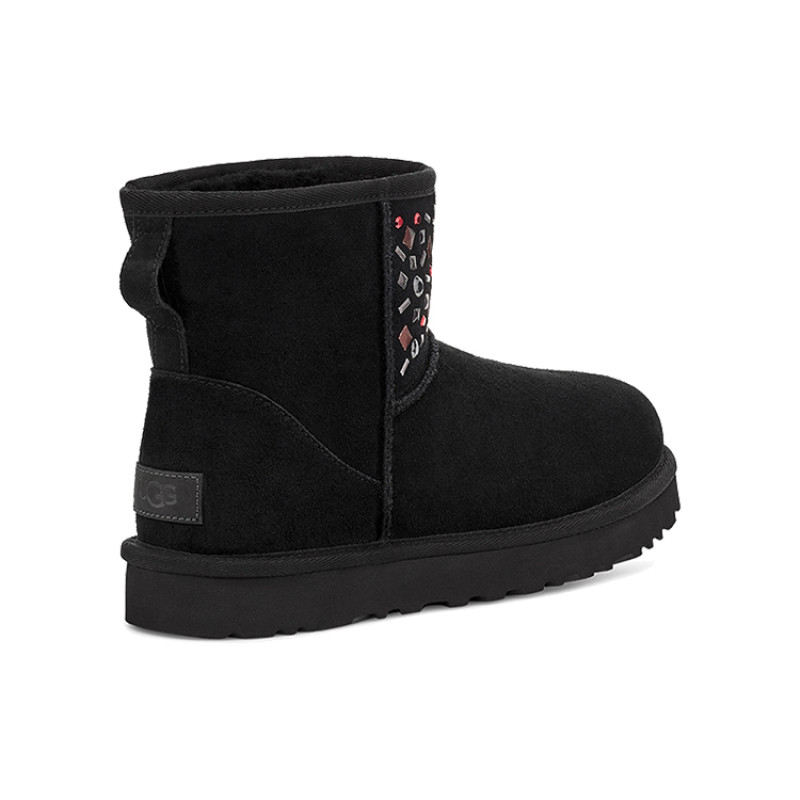 UGG Classic Mini Stud II