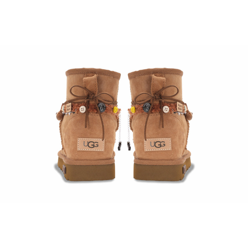 UGG CLASSIC MINI