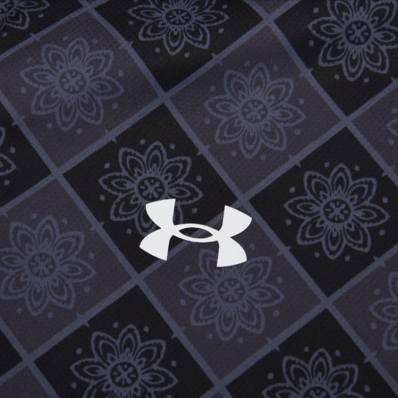 Under Armour T