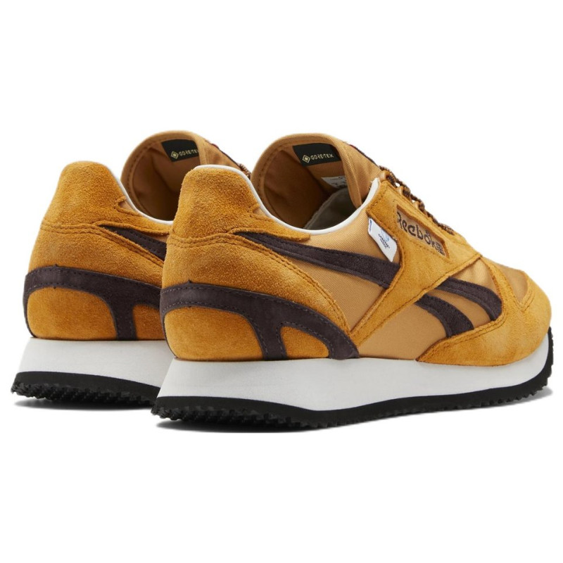 Reebok Victory