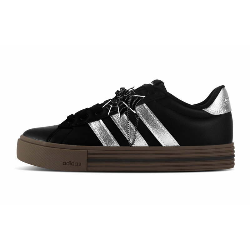adidas Daily 4.0
